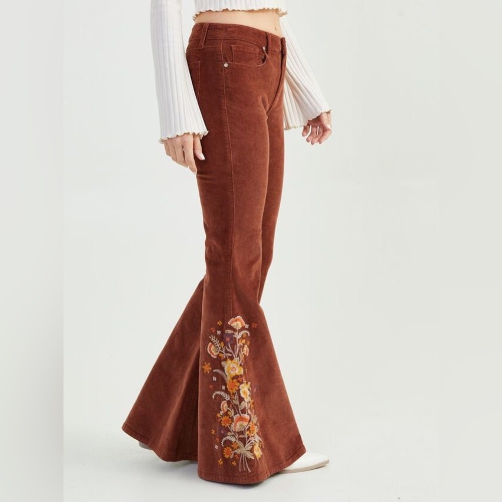 NWOT Altar’d State (Arula) Brown Bell-Bottom Flare Pants with Flowers, Sz 10
